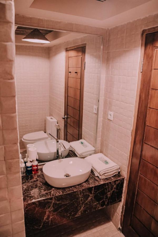 Vila Njd Богор Экстерьер фото